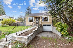 10723 Linden Ave N in Seattle, WA - Building Photo