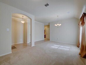 9824 Mcfarring Dr in Fort Worth, TX - Building Photo - Building Photo