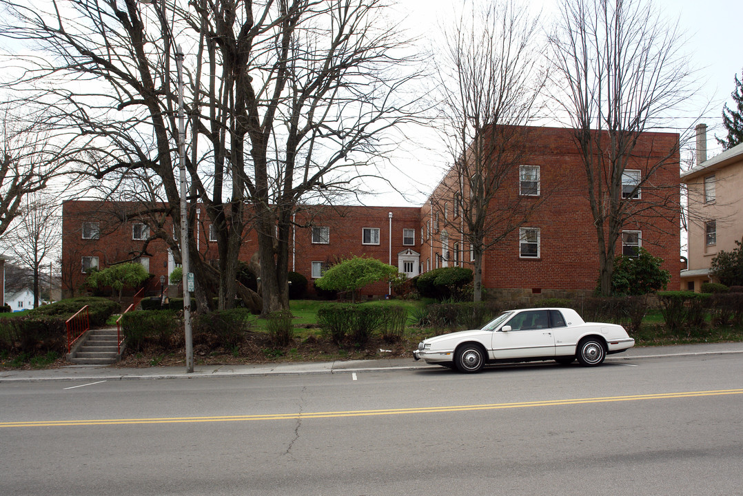 1413-1417 E Main St in Princeton, WV - Building Photo