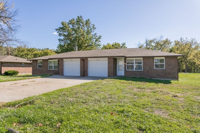 2502-2502 E Morris Dr in Columbia, MO - Building Photo - Building Photo