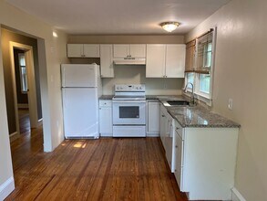 112 W Highland Ave in Langhorne, PA - Foto de edificio - Building Photo