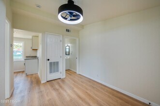 259 Jefferson St in Daytona Beach, FL - Building Photo - Building Photo