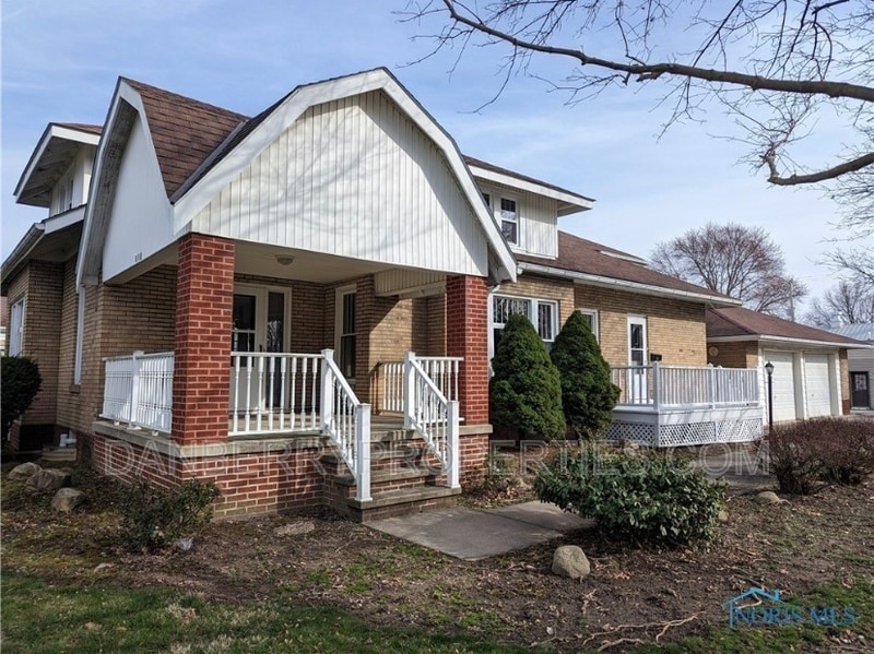 301 E Bigelow St in Upper Sandusky, OH - Building Photo