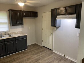 1540 NE 39th St in Oklahoma City, OK - Building Photo - Building Photo