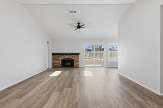 9455 Greens Point in San Antonio, TX - Building Photo - Building Photo