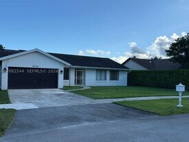 9334 SW 171st Terrace in Palmetto Bay, FL - Building Photo