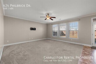 424 Philbrick Dr in Goose Creek, SC - Building Photo - Building Photo