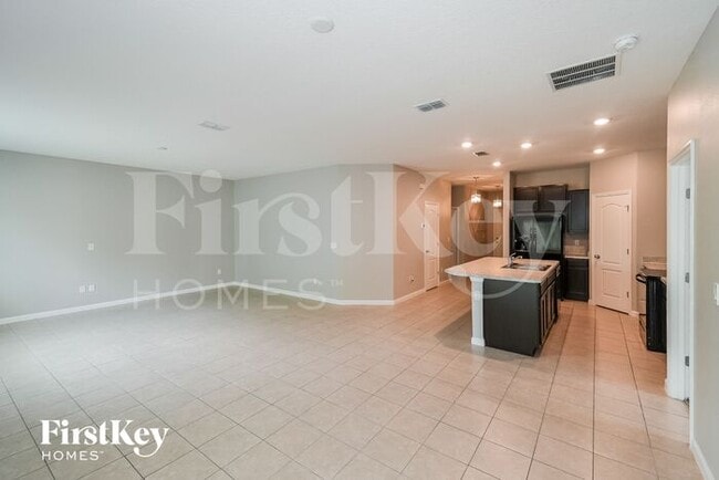 5592 Kellar Cir in Jacksonville, FL - Building Photo - Building Photo