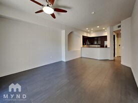 68 E Serene Ave in Las Vegas, NV - Building Photo