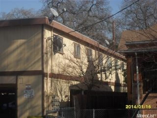 1128 N Commerce St in Stockton, CA - Foto de edificio - Building Photo