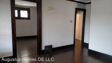 120 S West St in Royal Oak, MI - Building Photo - Building Photo