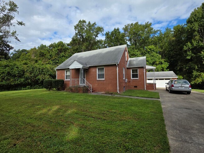 property at 1605 Goosley Rd