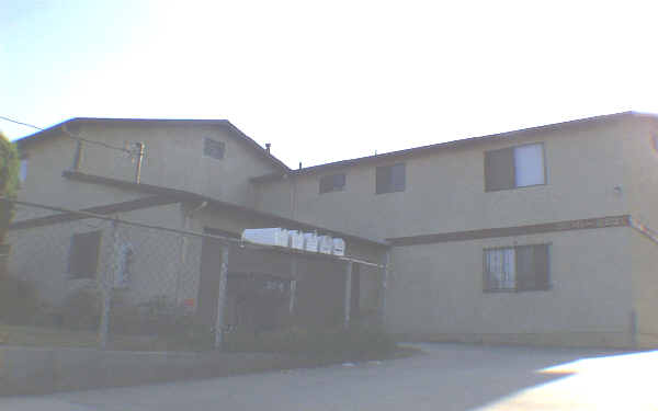 2513-2521 Strathmore Ave in Rosemead, CA - Building Photo