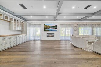 17153 Rayen St in Los Angeles, CA - Building Photo - Building Photo