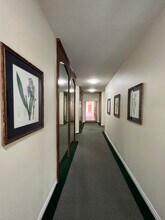 511 N Jackson St, Unit #104 in Glendale, CA - Building Photo - Building Photo