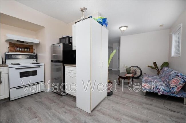 property at 1866 Millard Ct E