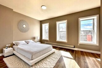 372 Forrest St in Jersey City, NJ - Building Photo - Building Photo