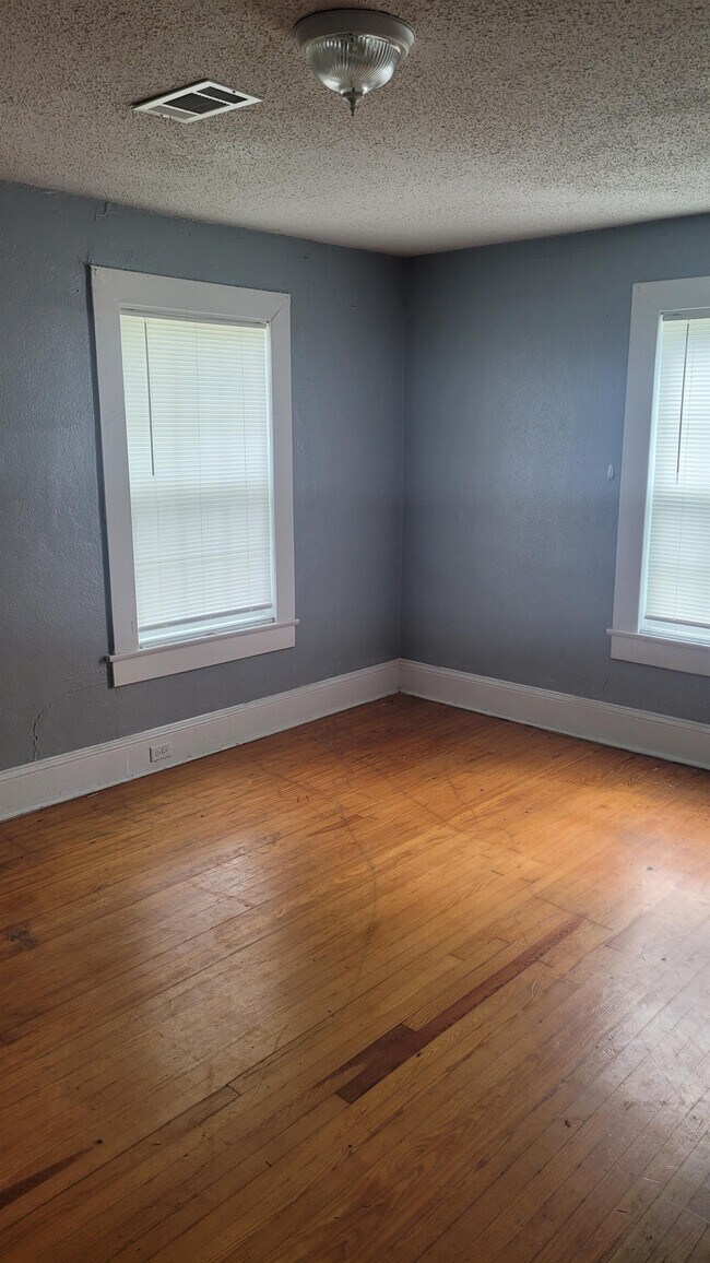 2225 E 6th St in Montgomery, AL - Building Photo - Building Photo