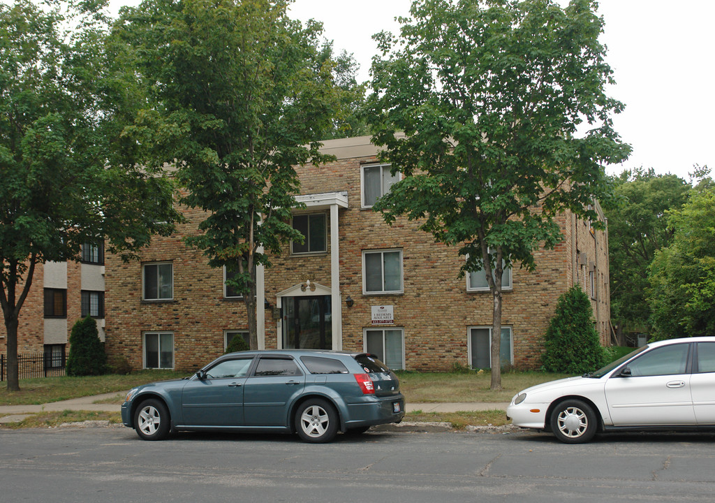 3836 Nicollet Ave in Minneapolis, MN - Building Photo