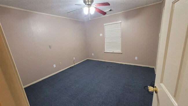 13307 Lynnville Dr in Houston, TX - Building Photo - Building Photo
