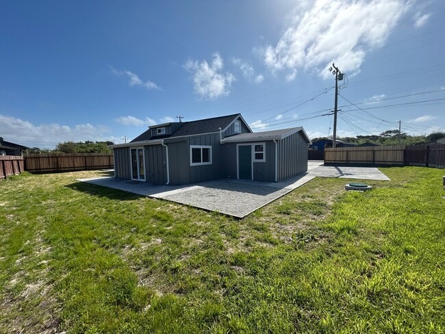 1916 Park St in Arcata, CA - Building Photo - Building Photo