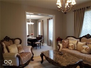 11109 Craycroft Ct in Fishers, IN - Building Photo - Building Photo
