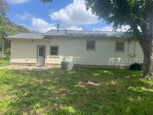 302 Aviation Ave in Schertz, TX - Building Photo - Building Photo