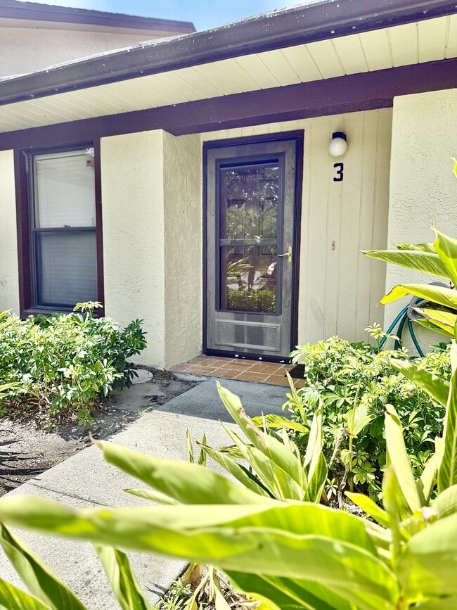 property at 1271 Powderpuff Dr