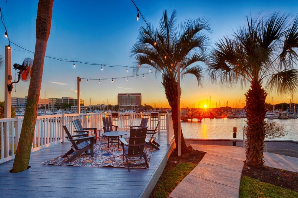 The Delaney At South Shore Harbor Apartments League City, TX