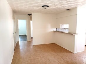 11038 Wyatt St in Dallas, TX - Building Photo - Building Photo