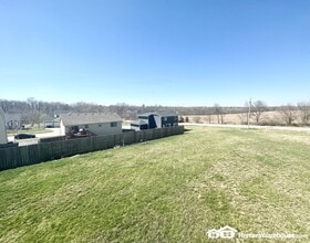 5308 St Andrews Cir in Des Moines, IA - Foto de edificio - Building Photo