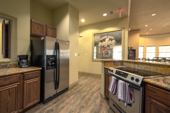 Artisan At Mission Creek Apartments in San Antonio, TX - Foto de edificio - Interior Photo