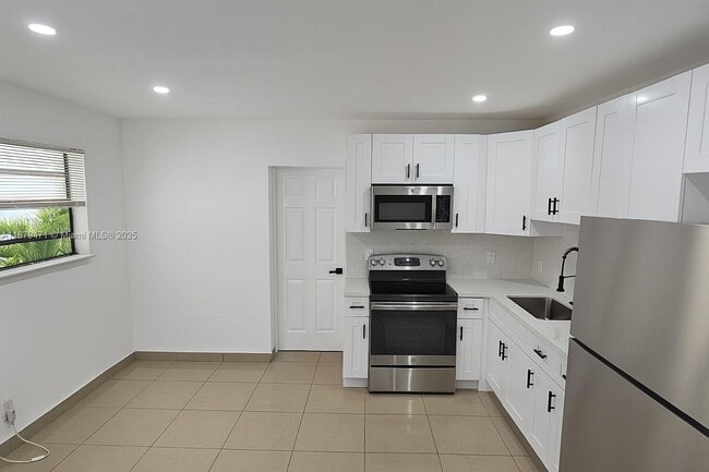 property at 1046 Foster Rd