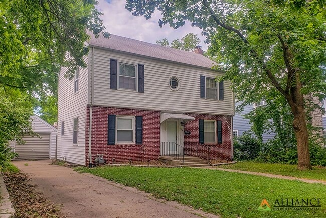 property at 1818 Fairchild Ave