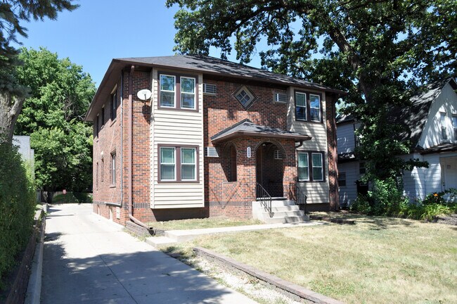 4009 University Ave in Des Moines, IA - Building Photo - Building Photo
