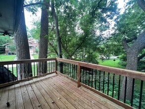 3807 Maquoketa Dr in Des Moines, IA - Foto de edificio - Building Photo