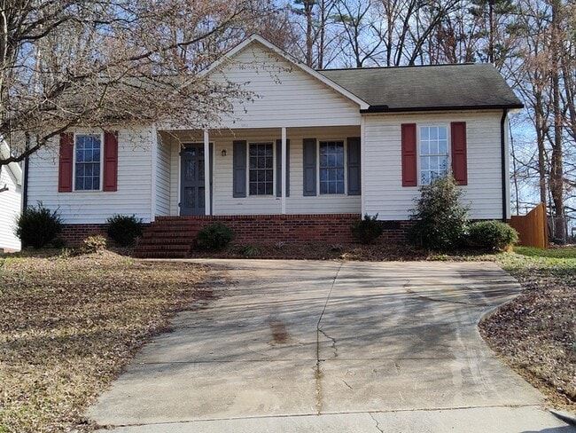 property at 1217 Moss Acres Ct