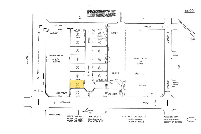 23051 Village Dr in Lake Forest, CA - Building Photo - Building Photo