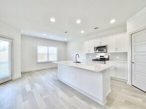 1005 Winnsboro Lp in Round Rock, TX - Building Photo - Building Photo