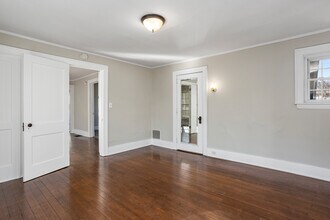 647 Fairview Ave NE in Grand Rapids, MI - Building Photo - Building Photo