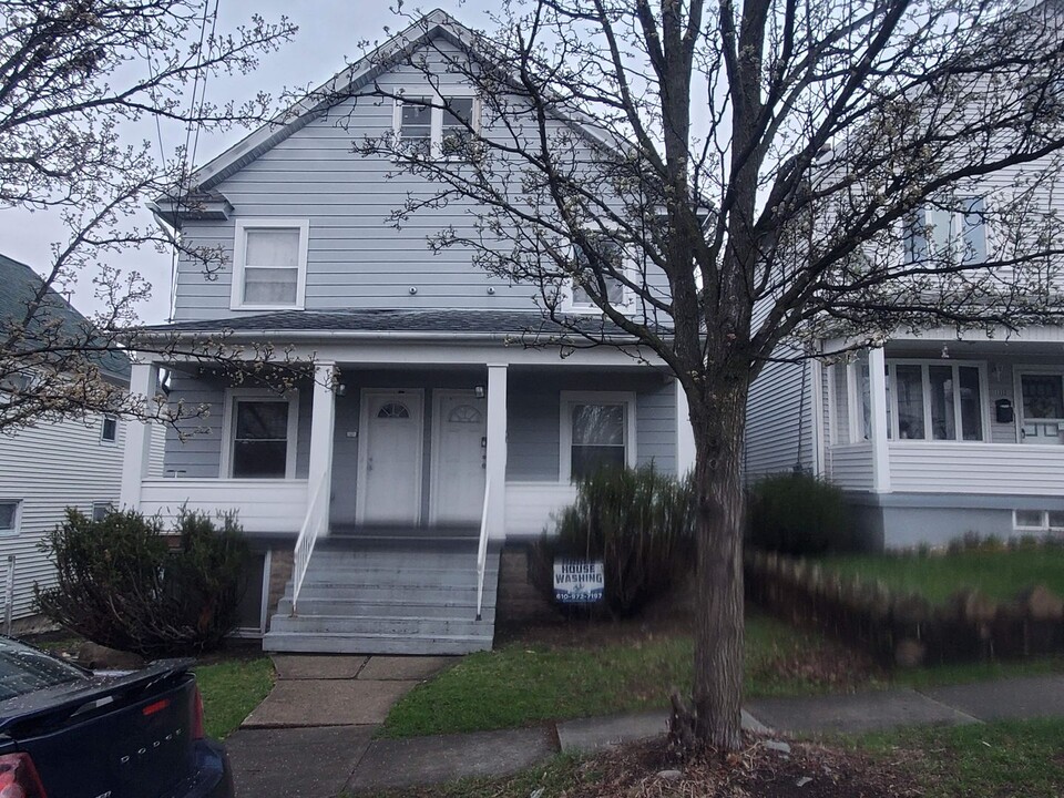 1334 Dartmouth St in Scranton, PA - Building Photo