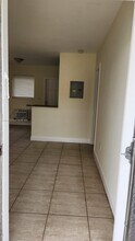 1280 NE 139th St-Unit -01 in North Miami, FL - Building Photo - Building Photo