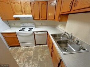 840 Highview Dr in New Richmond, WI - Building Photo - Building Photo