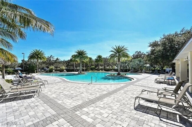 2445 Orchard St in Naples, FL - Building Photo - Building Photo