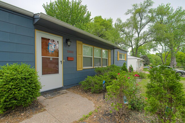 10810 Ewing Ave in Kansas City, MO - Building Photo - Building Photo