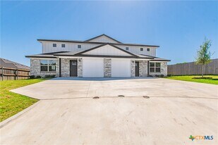 2542 Leroy Ln in Belton, TX - Building Photo