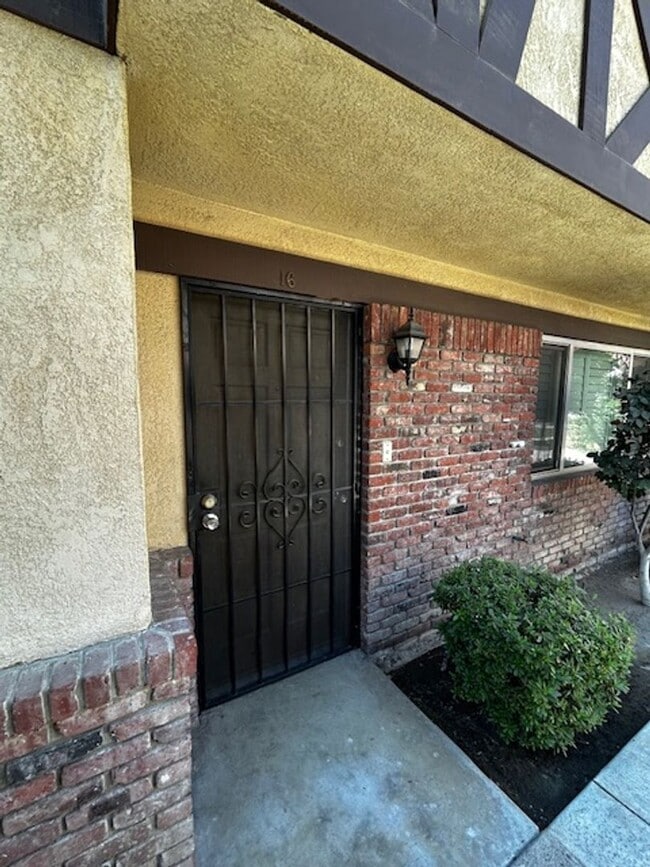 600 Lansing Dr in Bakersfield, CA - Building Photo - Building Photo