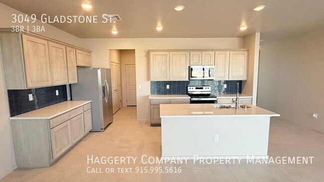 3049 Gladstone St in Las Cruces, NM - Building Photo - Building Photo