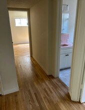 14308 Dickens St in Sherman Oaks, CA - Foto de edificio - Building Photo