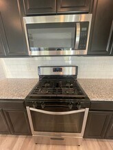406 Windsinger Ln in Greer, SC - Building Photo - Building Photo